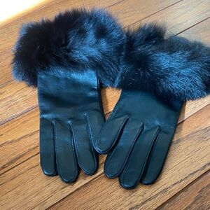 Elegant Black Fur-Trimmed Gloves Women Size 8
